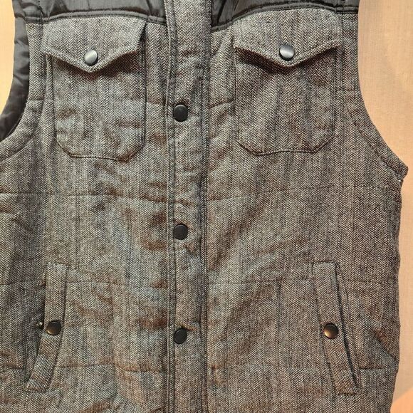 Foreign Exchange Herringbone Puffer Vest Men’s XL Gray Black Hooded Streetwear - Picture 10 of 14